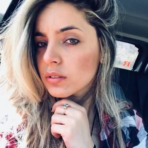 Meet your Posher, Janna